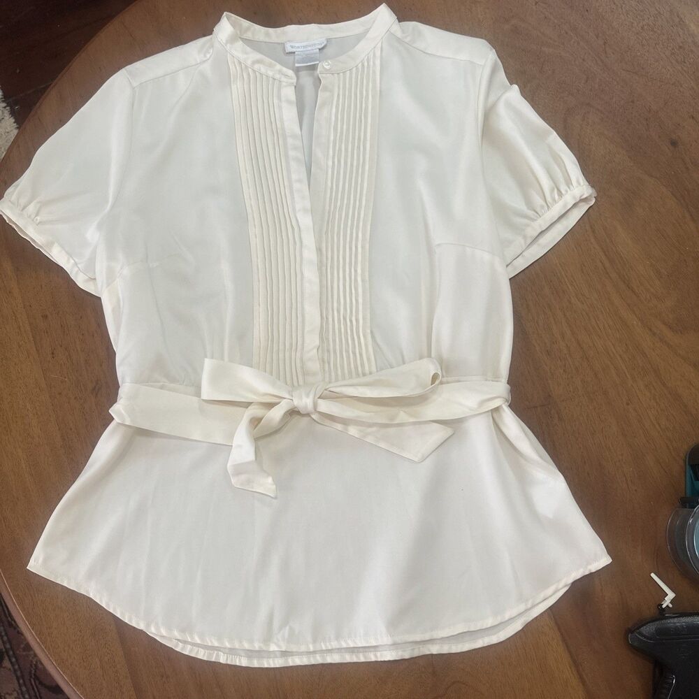 Ivory Short Sleeve Blouse Size 12 Tuxedo With Belt Career Casual Travel